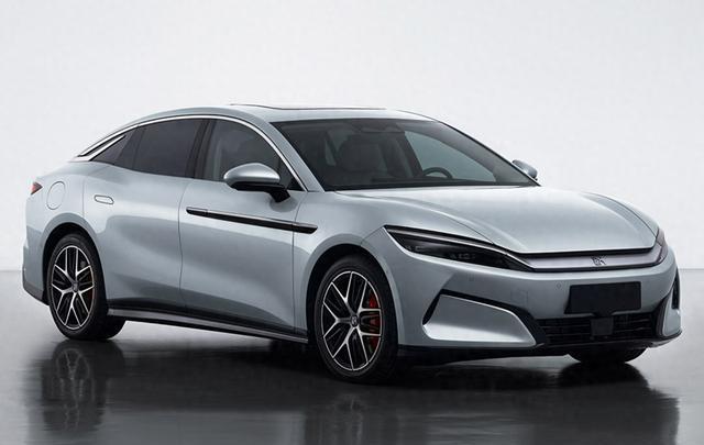 比亚迪9款新车扎堆亮相，2025年“价格战”即将打响？